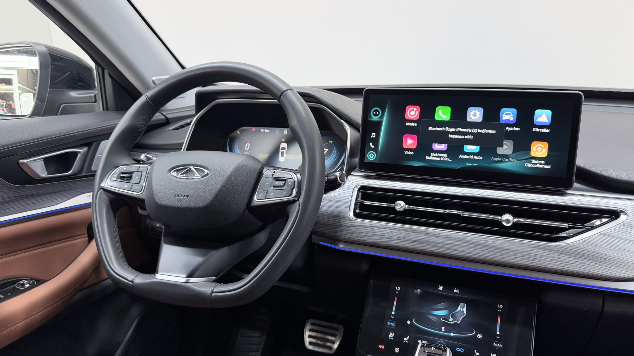 CHERY TIGGO 10